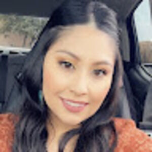 Meet your Posher, Raquel